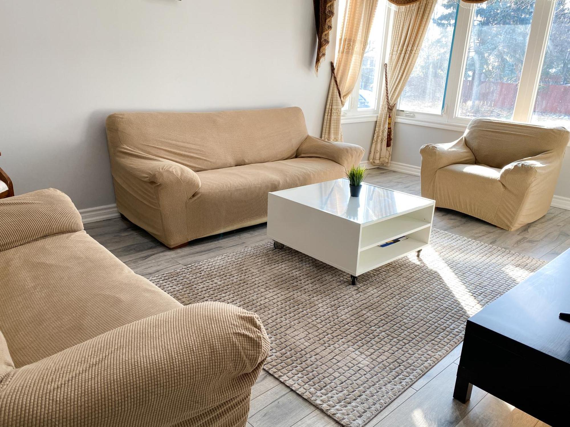 Spacious Mbr Near Kennedy Subway & Go Toronto Dış mekan fotoğraf